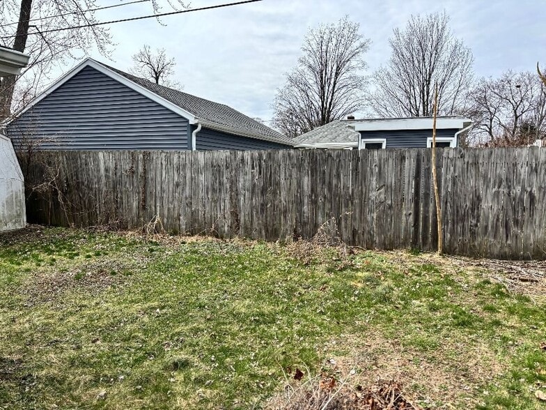 Building Photo - 3716 Homewood Ave