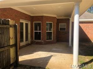 Building Photo - 6005 Tamarack Dr