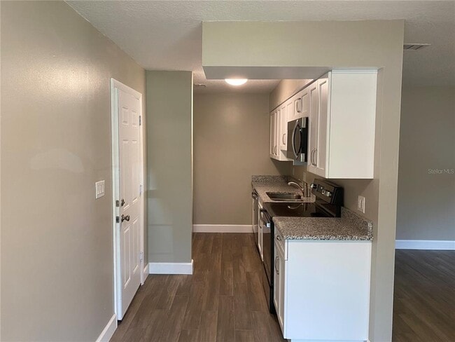 Building Photo - 3052 Unkaterri Ln