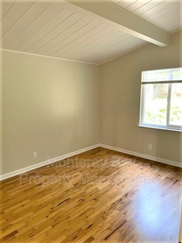 Building Photo - 1119 Presidio Blvd