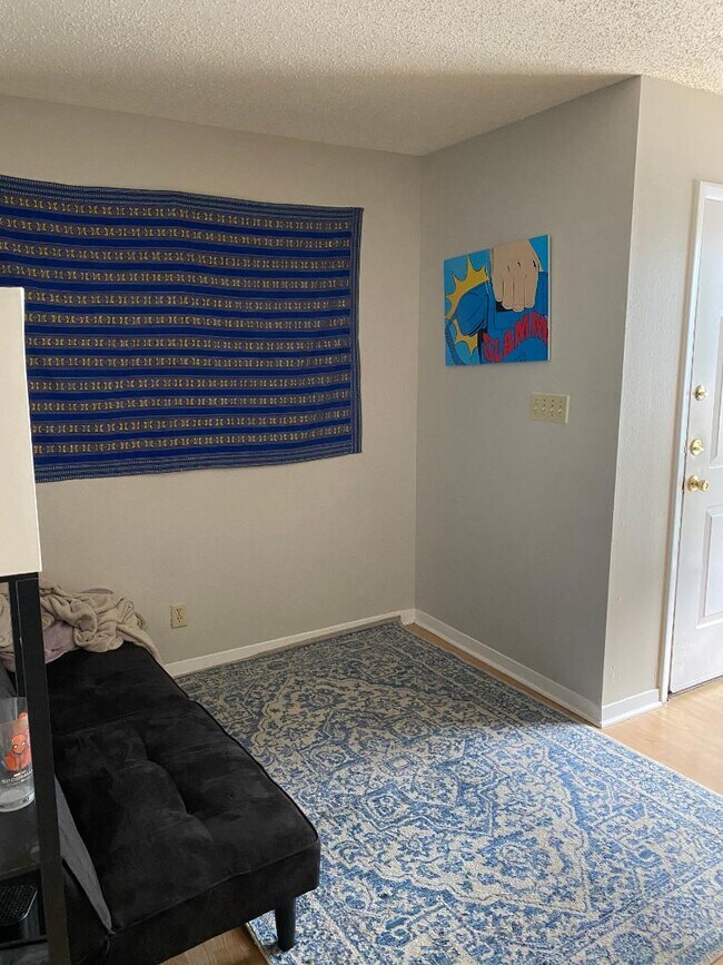 Building Photo - 2510 San Gabriel St