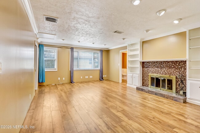 Building Photo - 4328 Savannah Ave