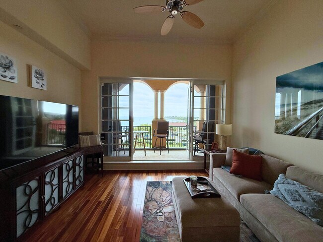 Building Photo - 20 Orange Ave