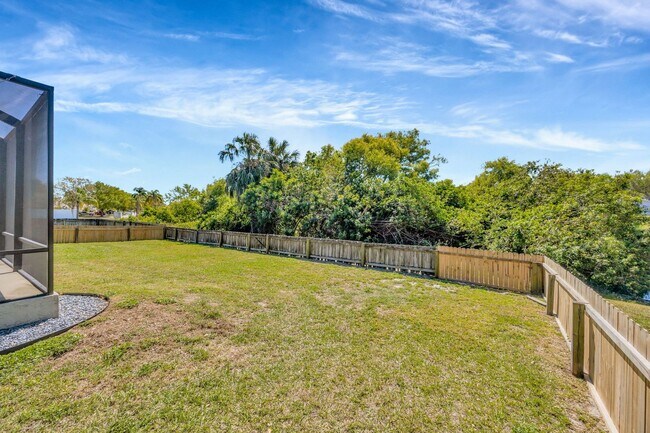 Building Photo - 10461 Hunters Haven Blvd