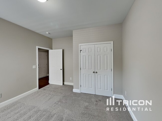 Building Photo - 287 Telavera Dr