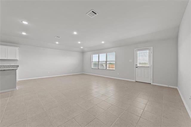 Building Photo - 1504 Foxglove Dr
