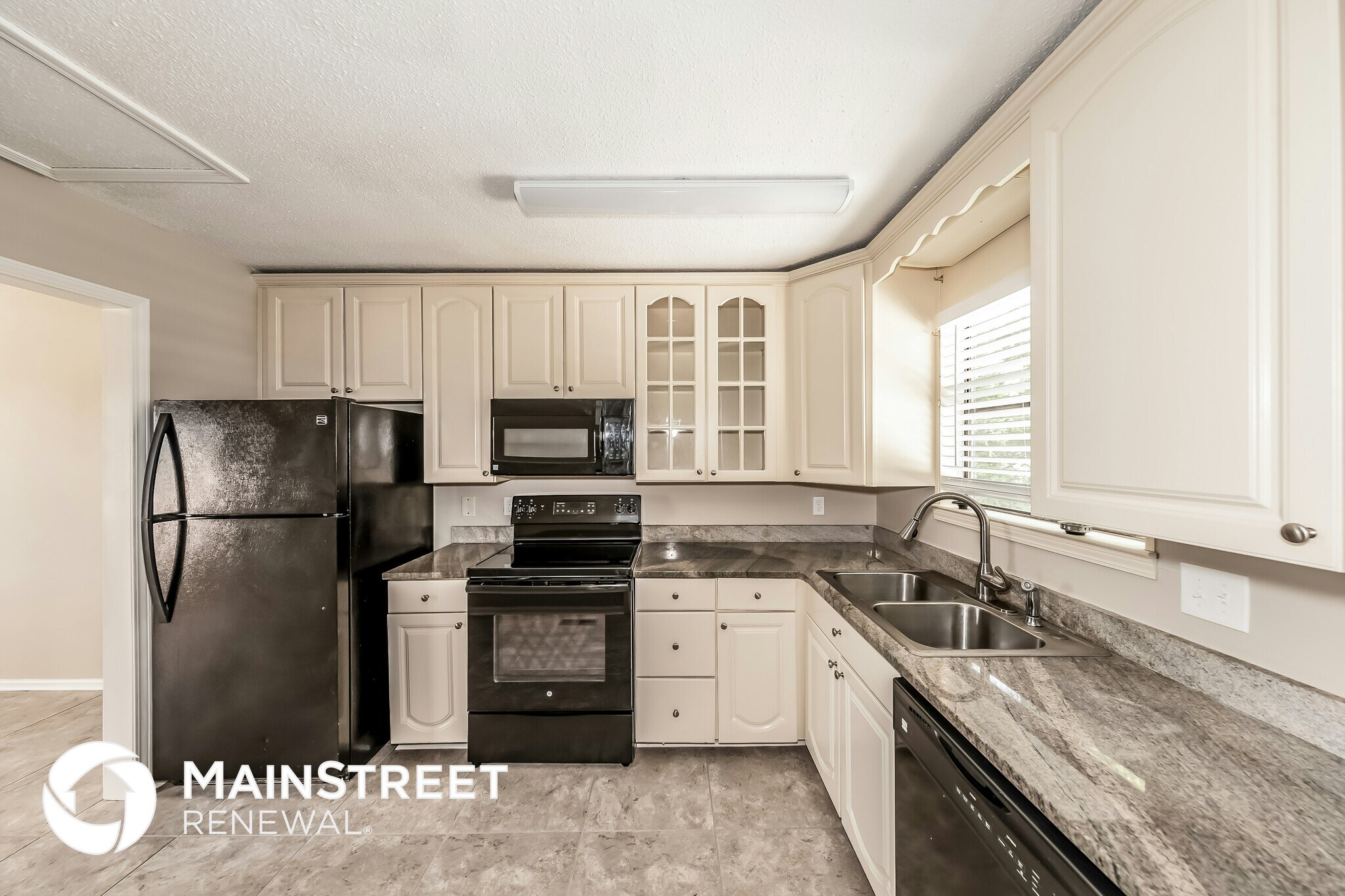 Building Photo - 6101 Meadow Crest Cir