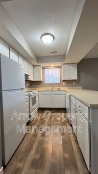 Building Photo - 1500 S Folsom St