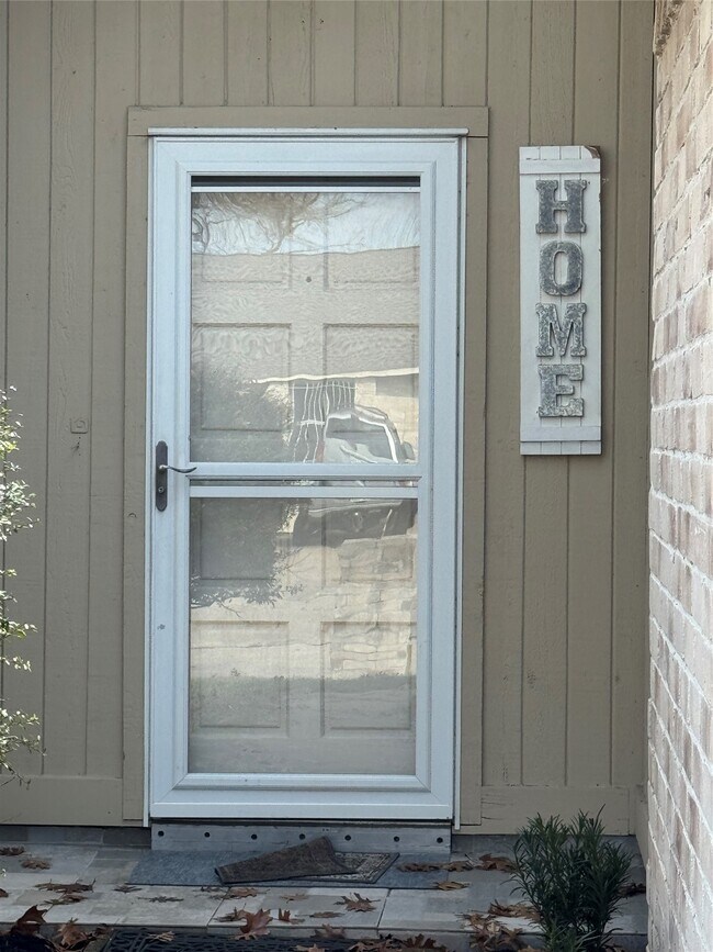 Building Photo - 13123 Chipman Glen Dr