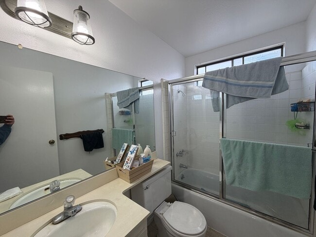 Building Photo - 3668 28th St E