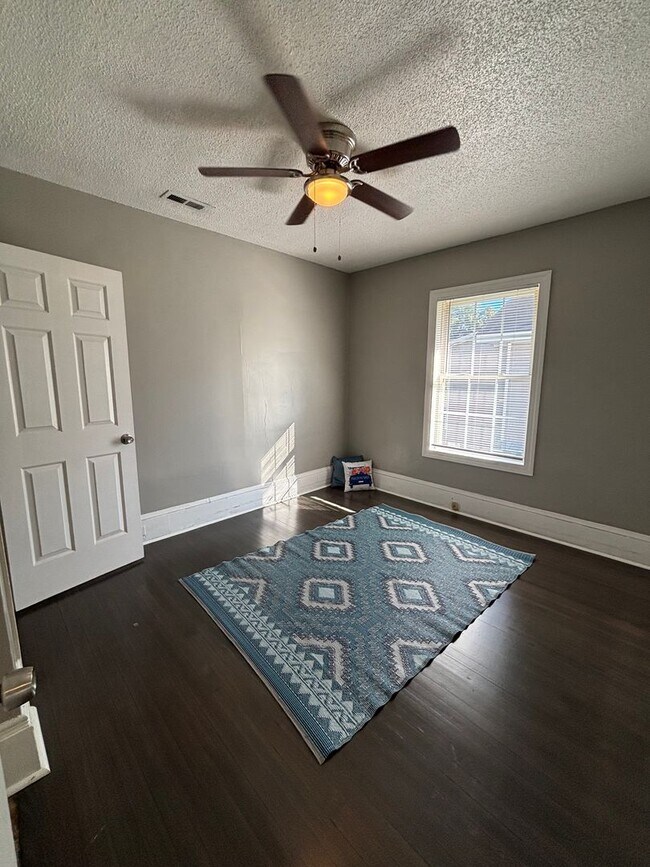 Building Photo - COMING SOON! 3 Bedroom House in Gastonia! DEPOSIT-FREE Renting option thru OBLIGO! Deposit Altern...