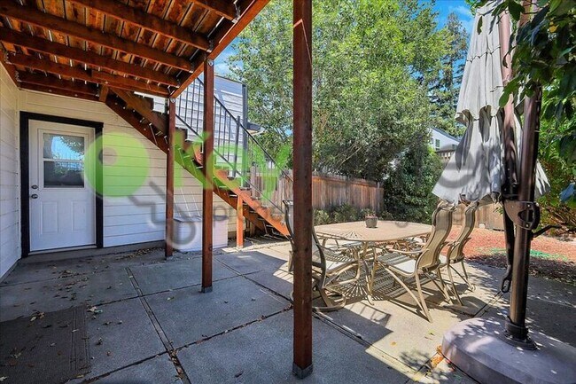 Building Photo - 2169 Perkins Way