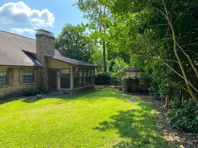 Building Photo - 2300 Aster Way