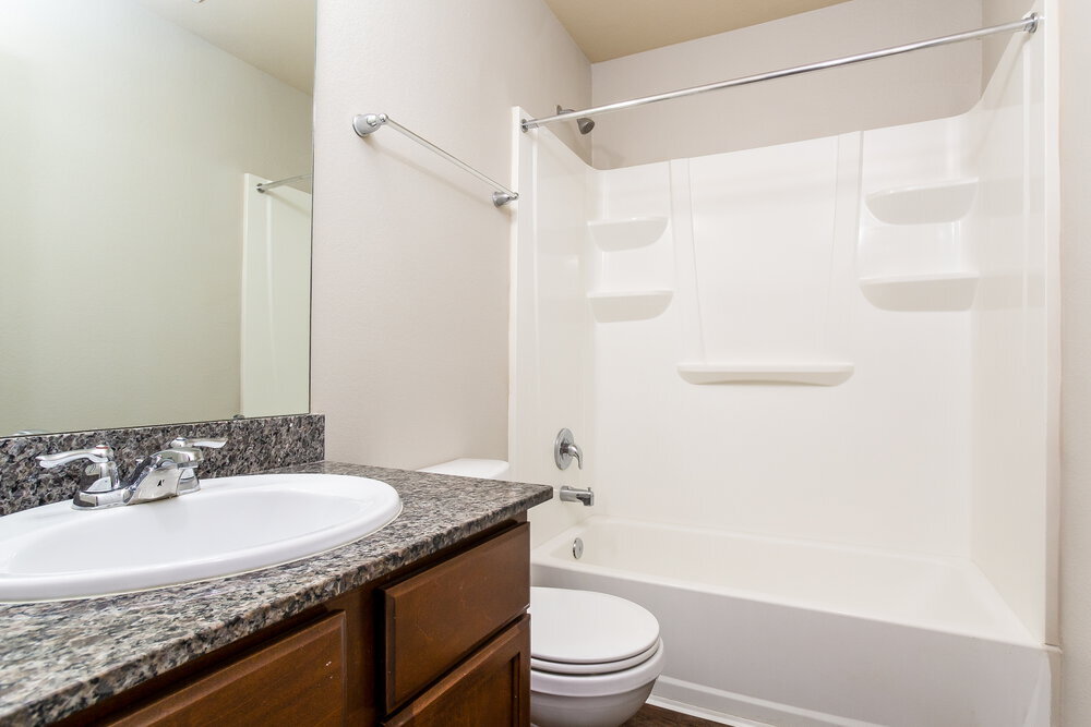 Building Photo - 23630 Maple View Dr