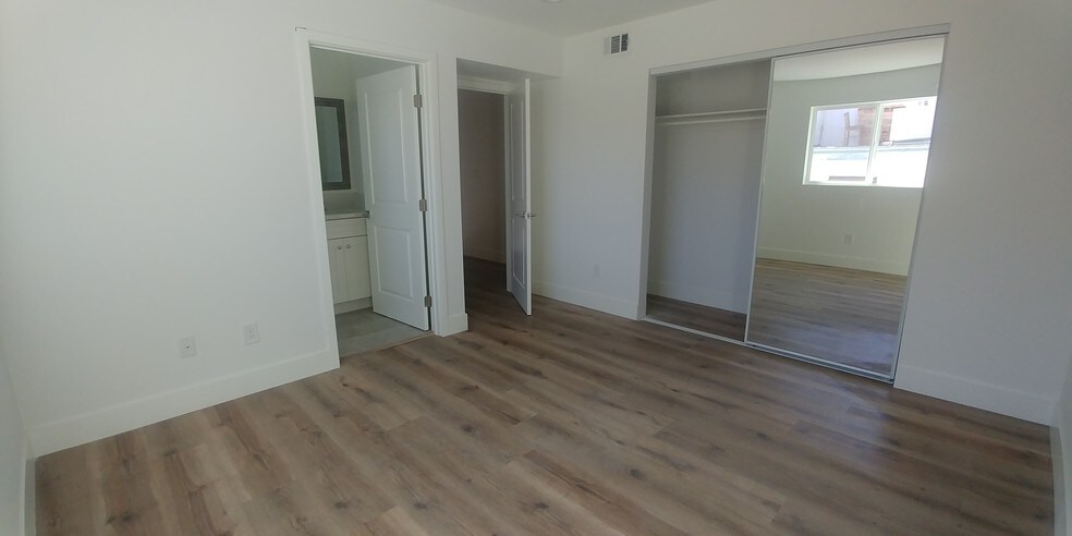 Building Photo - 14427 Tiara St