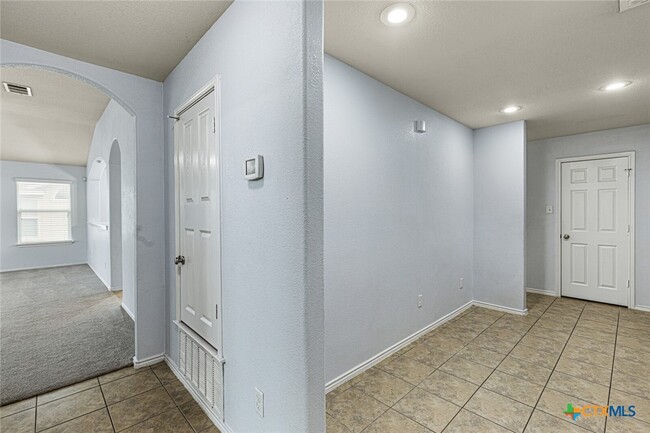 Building Photo - 5209 Ranch Meadow St