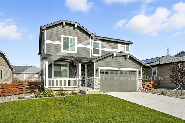 Primary Photo - Spacious Home with 2-Car Garage and Centra...