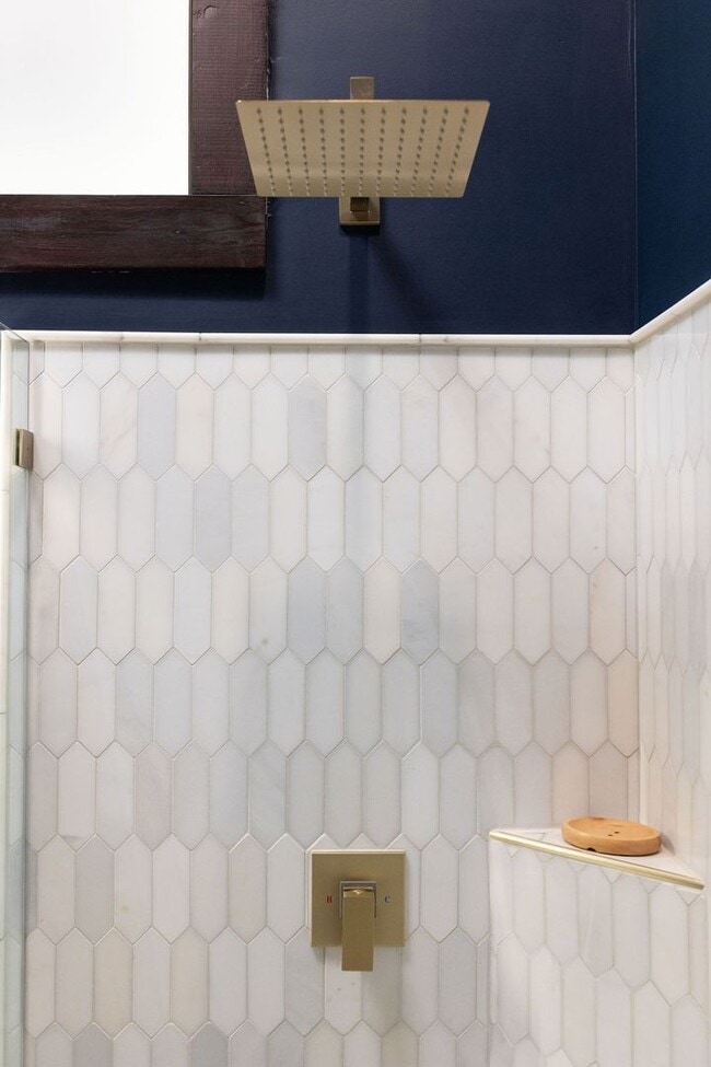 Building Photo - Luxury Living in a Fully Renovated Historic Building