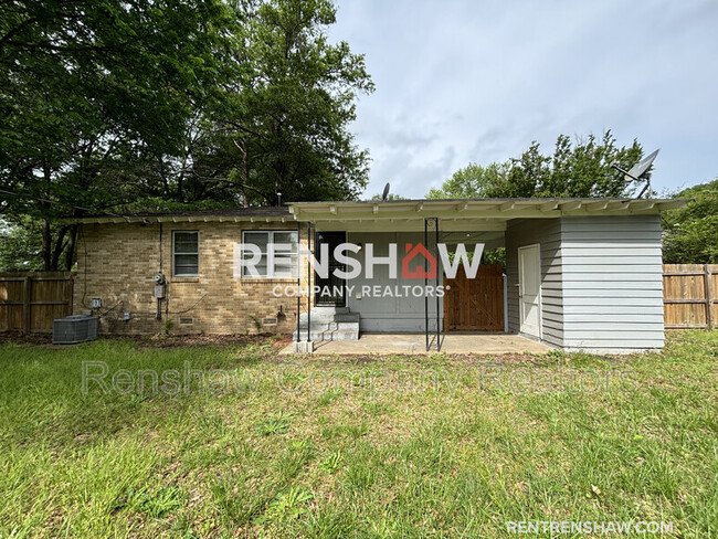 Building Photo - 5472 Lochinvar Rd
