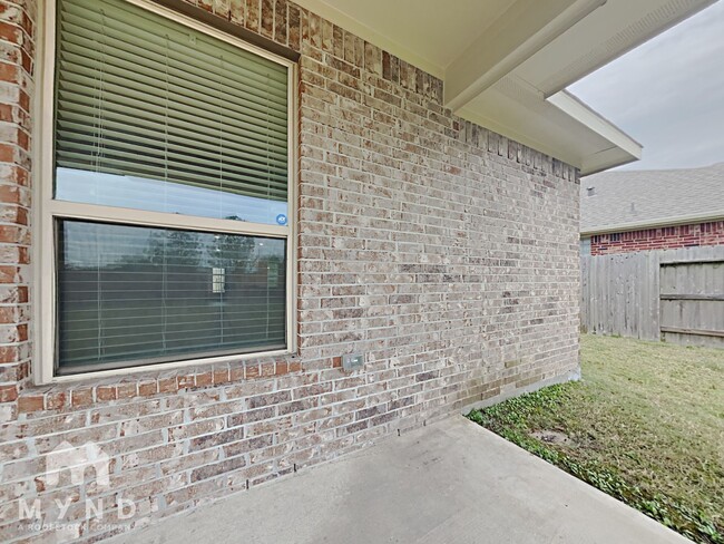 Building Photo - 11738 E Streamertail Cir