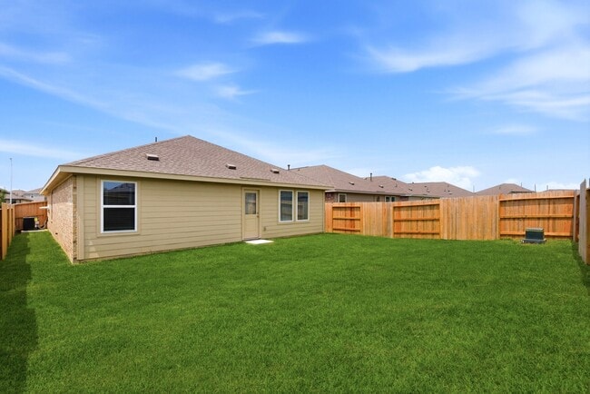 Building Photo - 26815 Rosebay Wds Dr