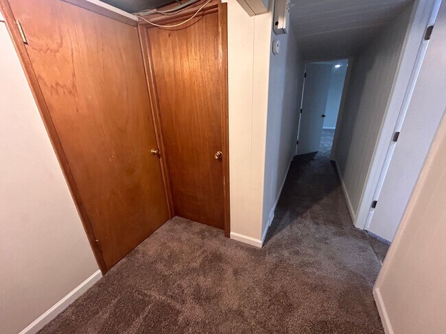 Building Photo - Beautiful 3 Bed, 2 Bath House Near Manito Park on South Hill!