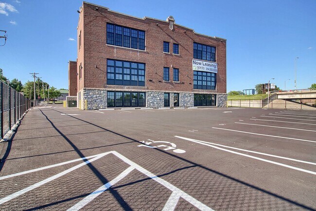 Building Photo - Too Cool for School