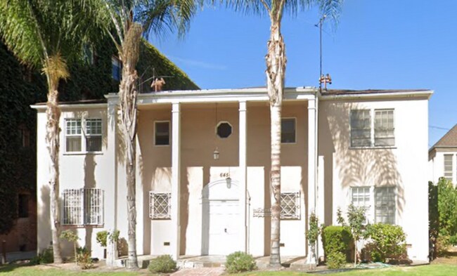 Building Photo - Charming Studio Near LACMA, The Grove & Me...