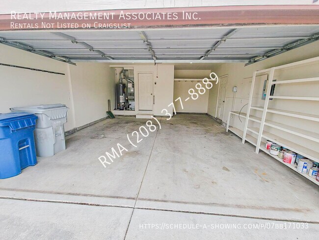 Building Photo - 7421 Edgebrook-Dr