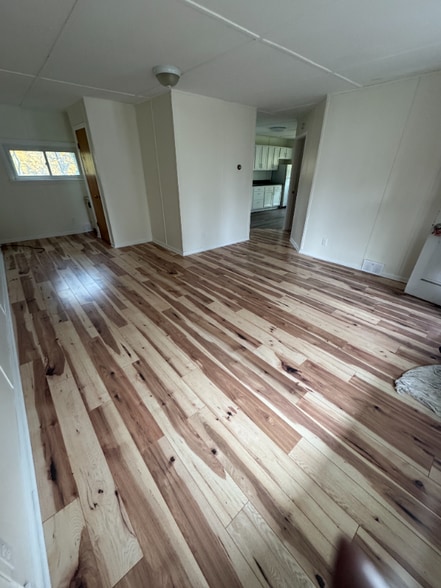 Building Photo - 14561 Hickox St