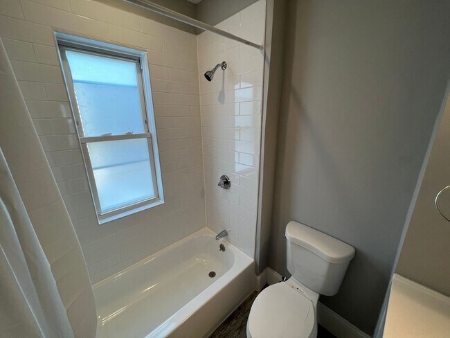 Building Photo - Porter Square Closest train = Porter Squar...