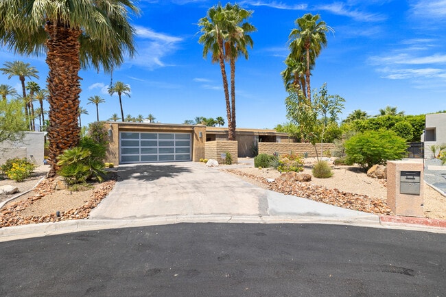 Building Photo - 70520 Gardenia Ct