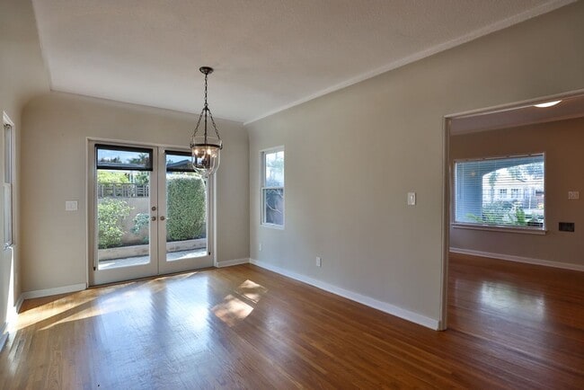 Building Photo - 1020 Madison Ave