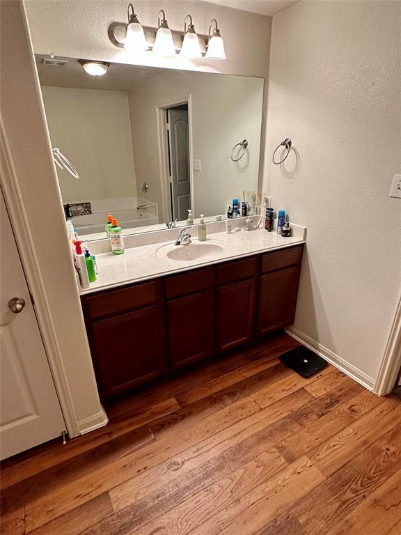 Building Photo - 19600 Per Lange Pass