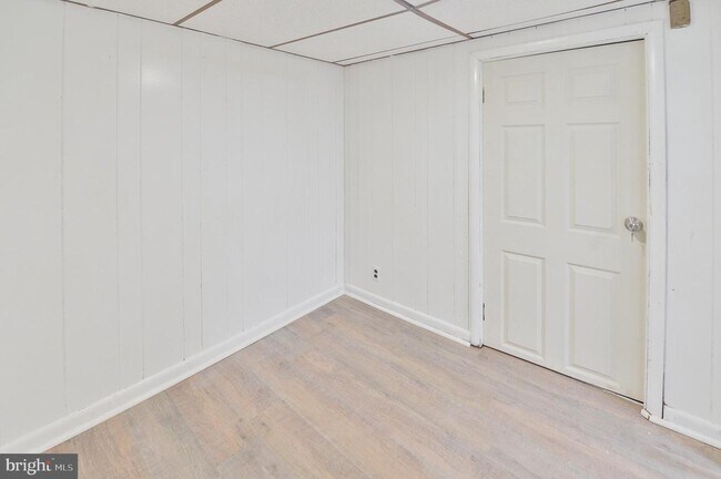 Building Photo - 217 S 47th St