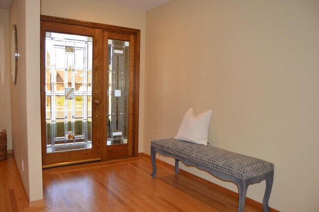 Building Photo - 119 Whitethorne Dr