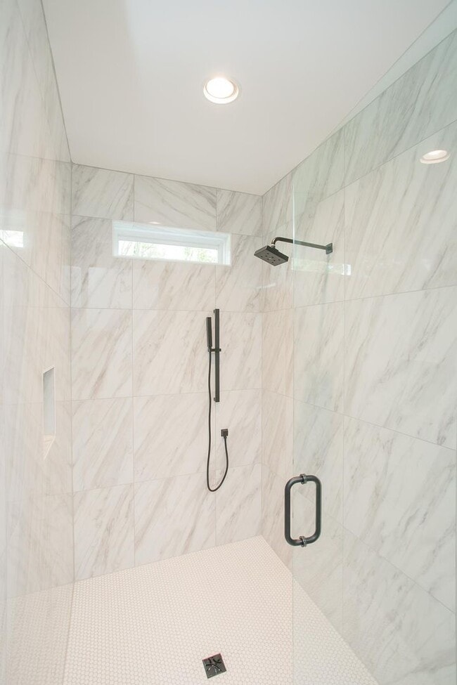 Building Photo - 1611 Century St