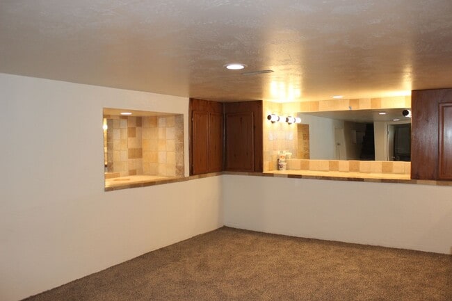 Building Photo - 1624 G St