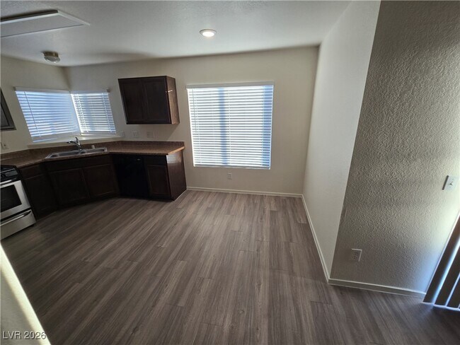 Building Photo - 4517 Blue Magic Way