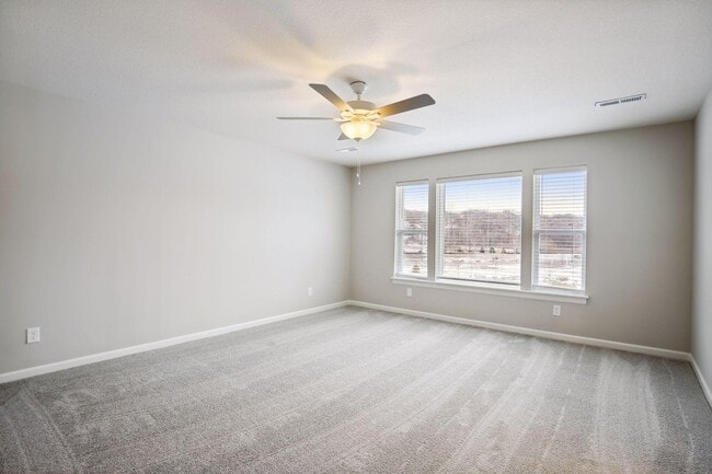 Building Photo - 14536 Twin Lakes Cir