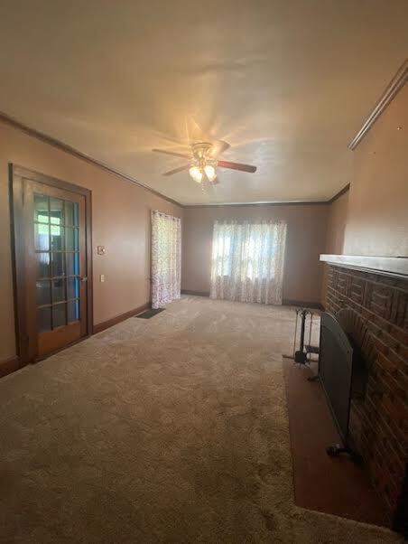 Building Photo - 352 W South St