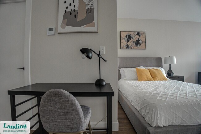 Building Photo - 1999 E Boston St