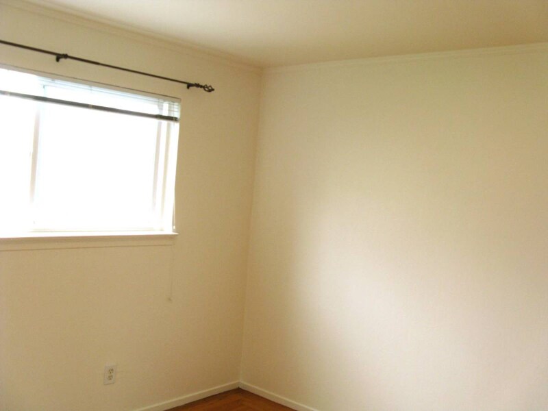 Building Photo - 2615 Stuart St