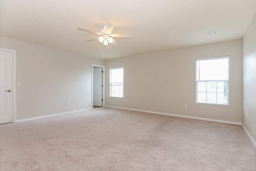 Building Photo - 9432 Wellstone Dr