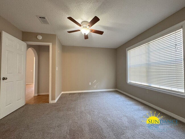 Building Photo - 130 Wright Cir