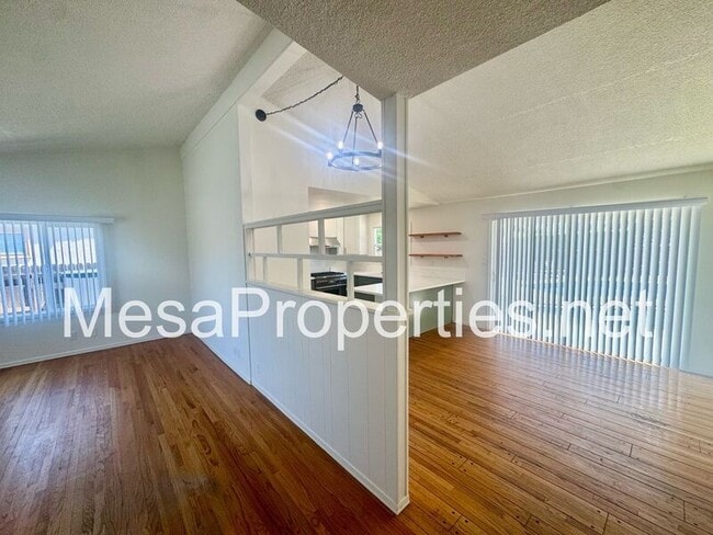 Building Photo - 1620 S Cabana Ave