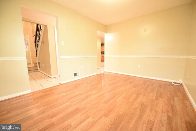 Building Photo - 111 Biscayne Ct