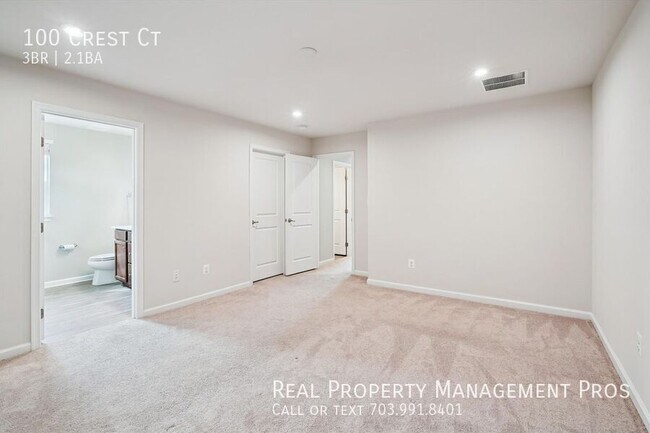 Building Photo - 100 Crest Ct