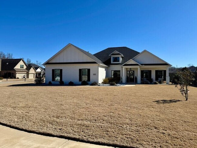 Building Photo - Pre-lease today for a late May move in