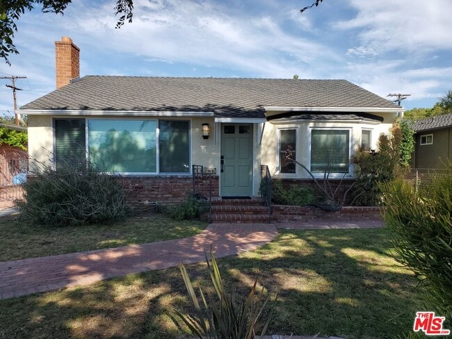Building Photo - 11286 Hayter Ave
